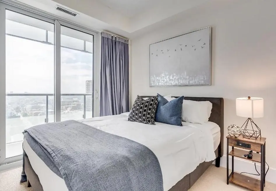 Skyline Suites - Walk To Mtcc, Acc, Rogers Centre & Entertainment District Toronto Apart-hotel