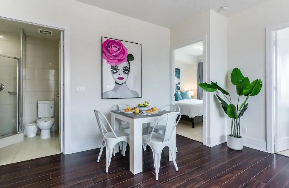 Aparthotel Skyline Suites - Walk To Mtcc, Acc, Rogers Centre & Entertainment District Toronto